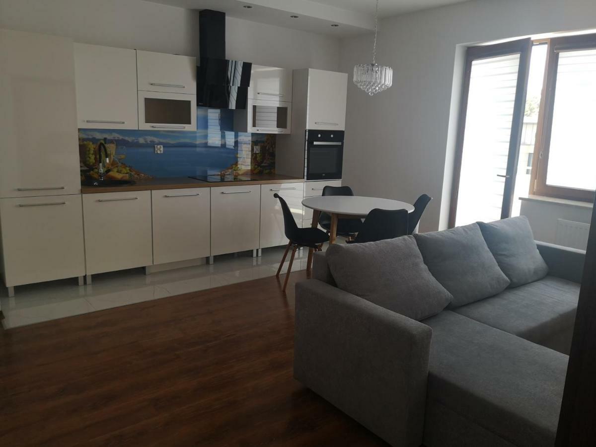 Apartament Przy Aquaparku Lägenhet Radom Exteriör bild